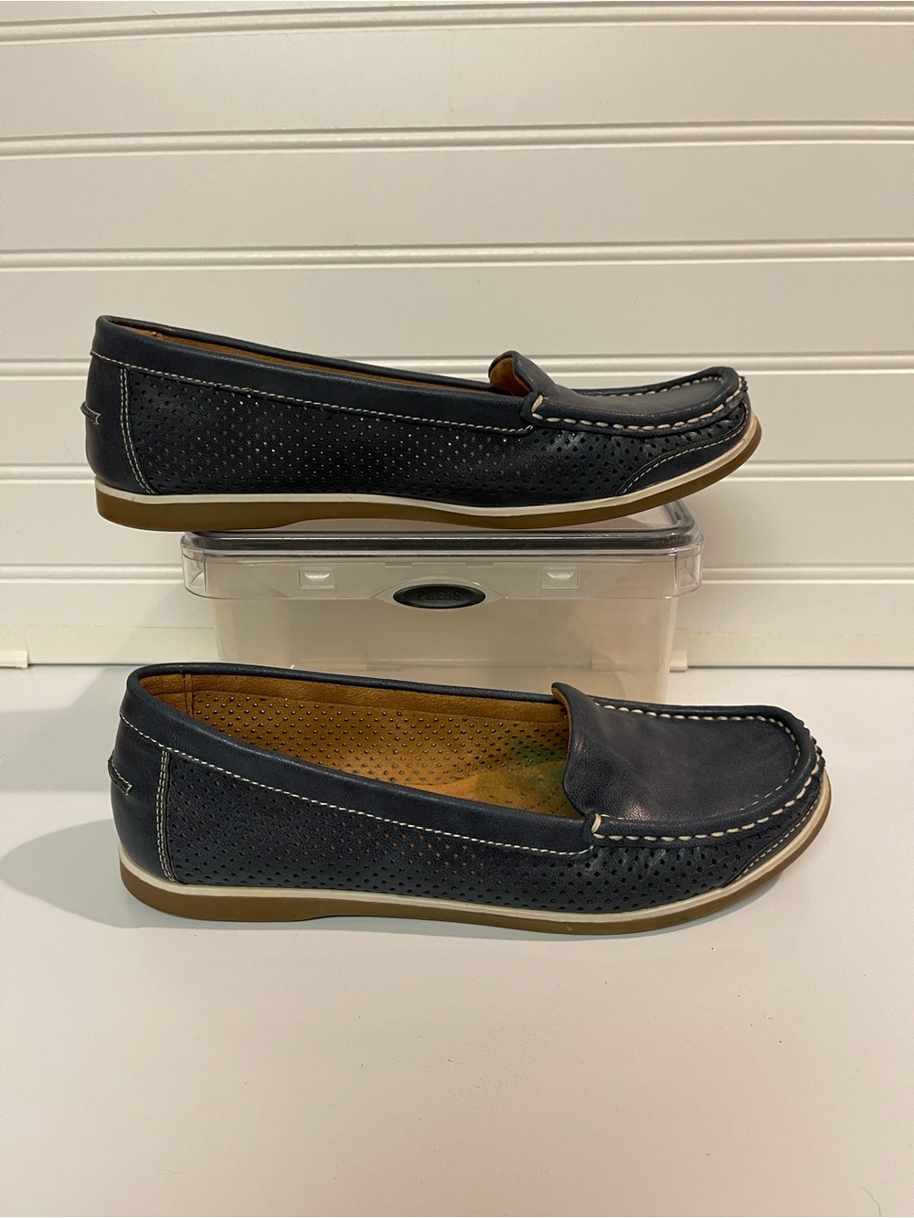 Naturalizer Henrick Women's Blue Size 7M Comfort Moc Toe Loafers Man-Made
